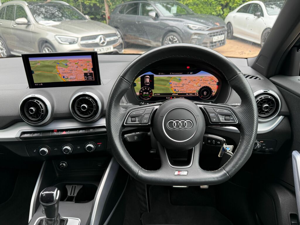 Audi Q2 Black Edition GX23YDZ Black #6