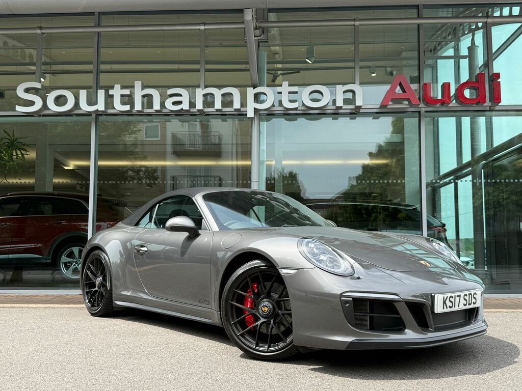 Porsche 911 Gts Black