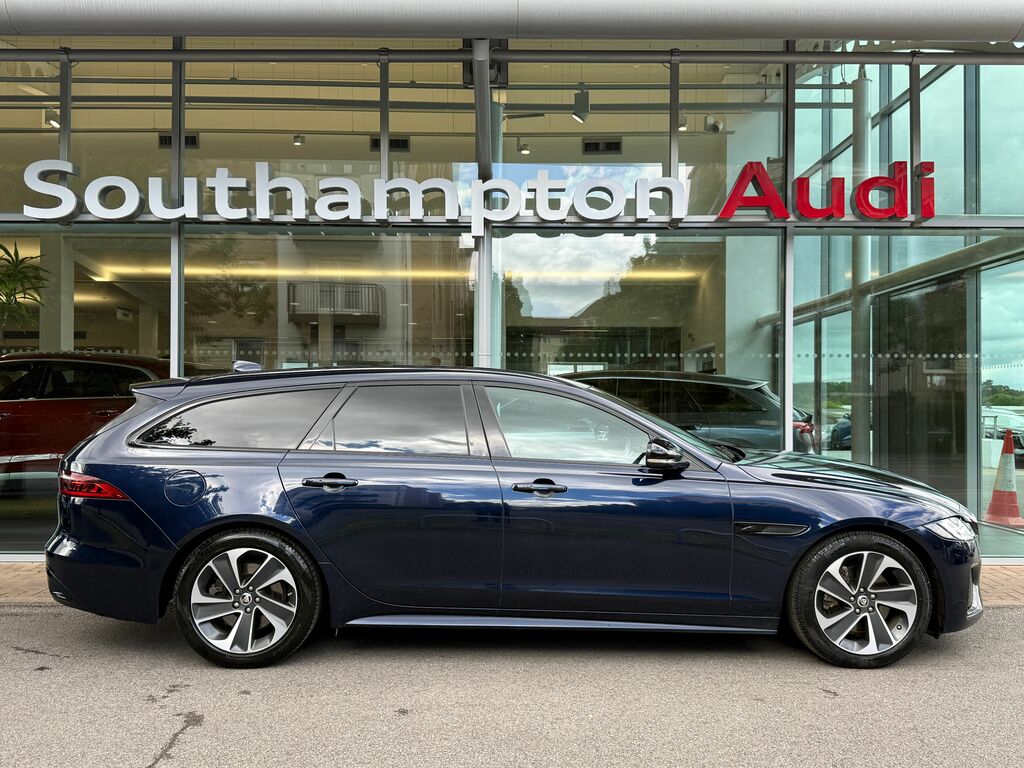 Jaguar XF R-dynamic Hse Black Blue #2