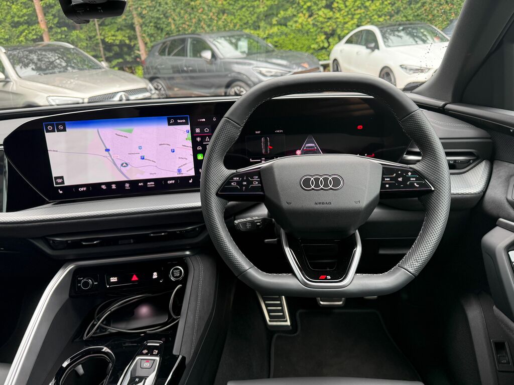 Audi Q5 Edition 1 LB26JBX Black #6