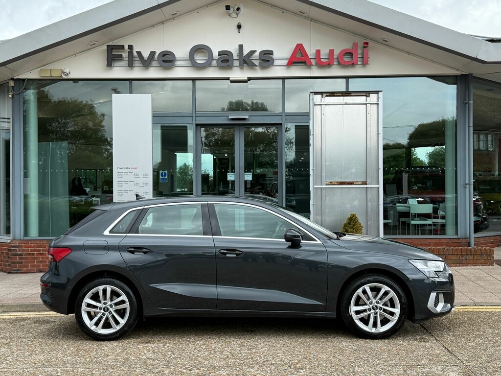 Audi A3 Sport Black #2