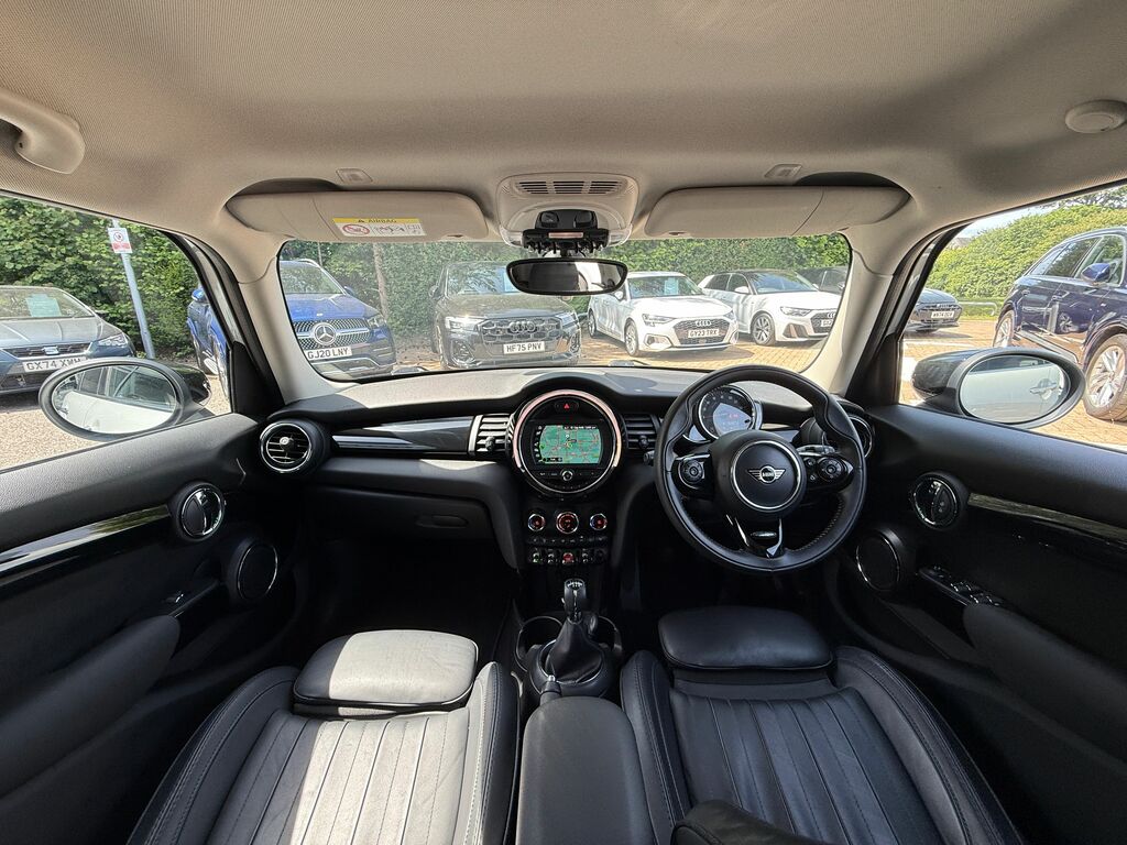 Mini Hatch Cooper Exclusive Black #3