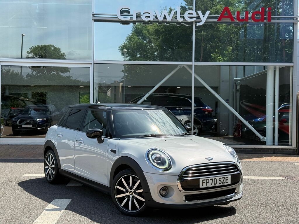 Mini Hatch Cooper Exclusive Black