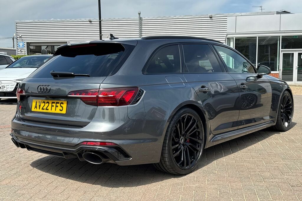 Audi RS4 Carbon Black Black #4