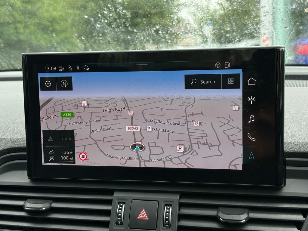 Audi Q5 Sport GY23UAC Black #4