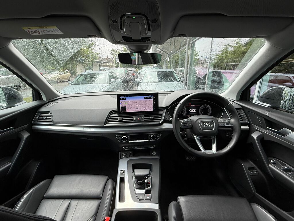 Audi Q5 Sport GY23UAC Black #3
