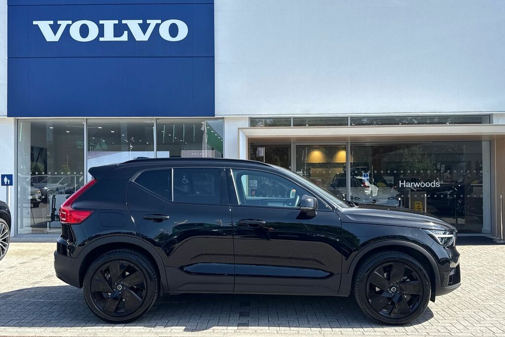 Volvo XC40 Plus Black Edition RO75LZL Black #2