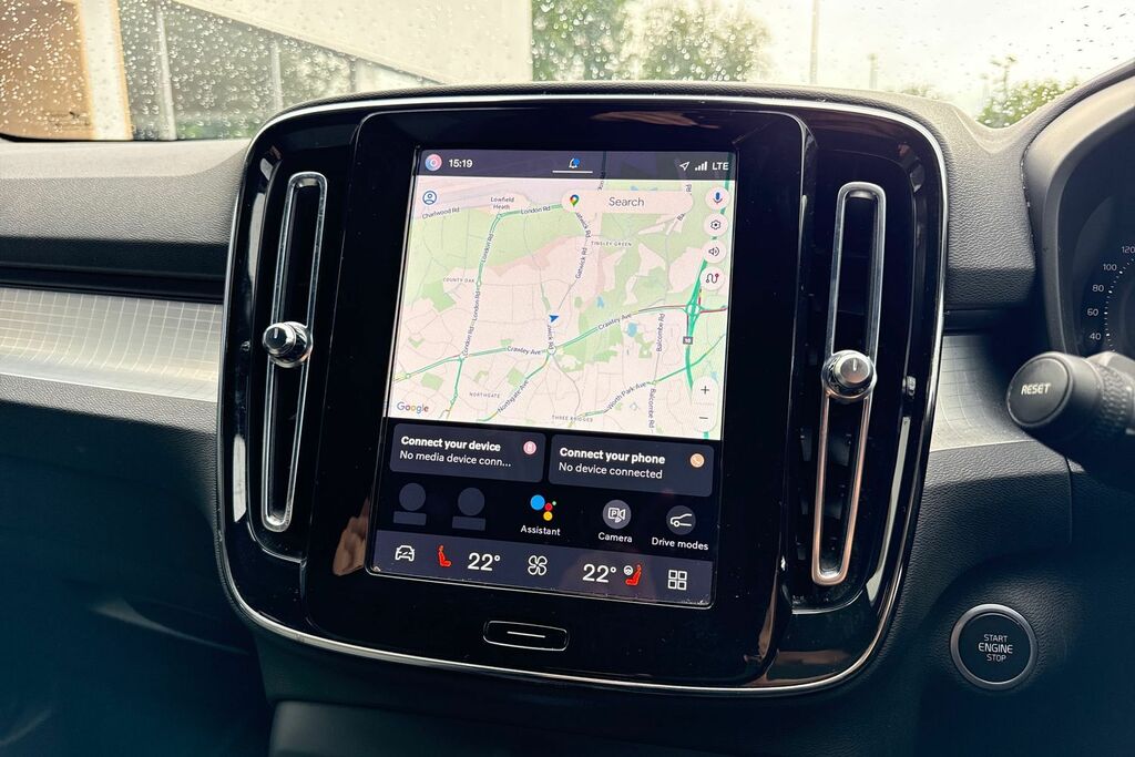 Volvo XC40 Plus LA22SFE Black #5