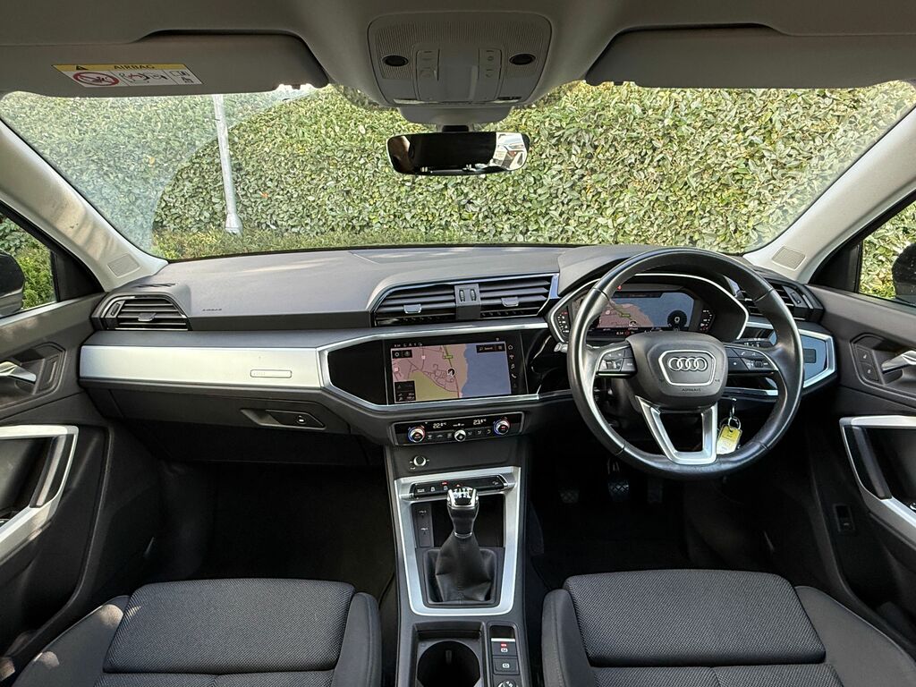 Audi Q3 Sport EJ23PNY Black #4