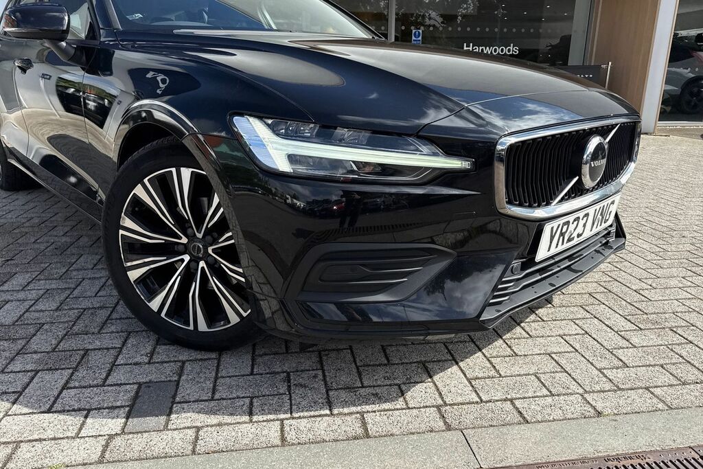Volvo V60 Core Black #6