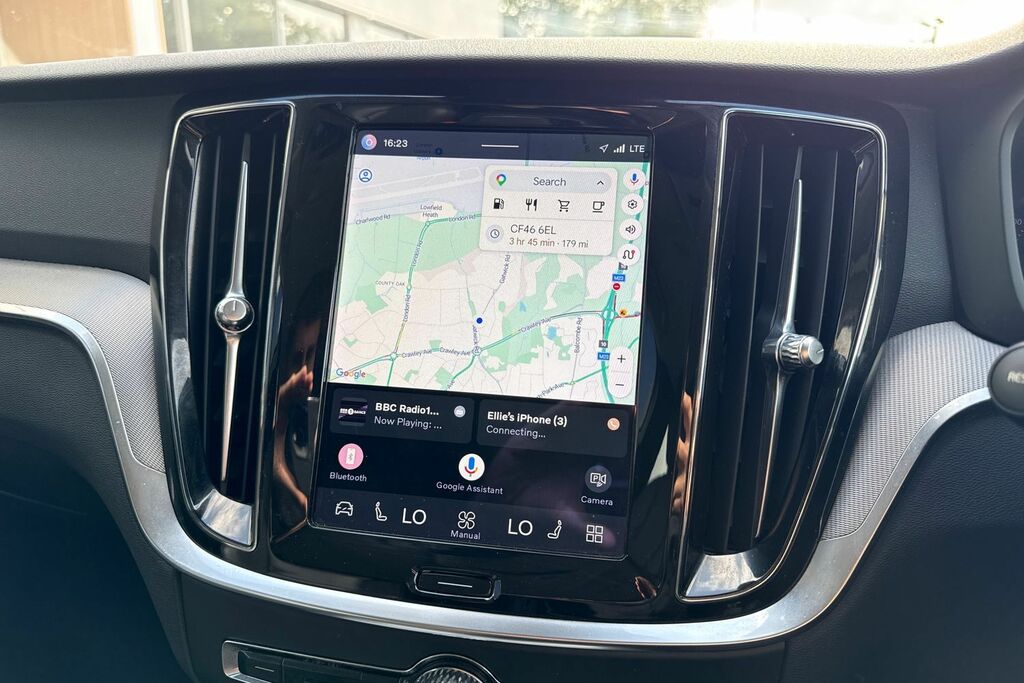 Volvo V60 Core Black #4
