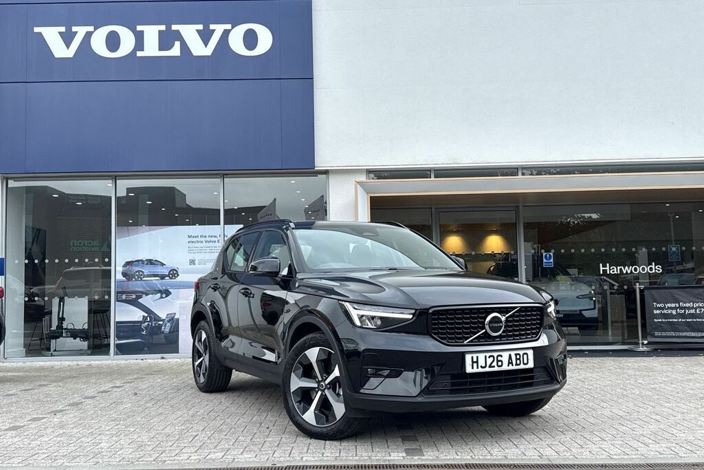 Volvo XC40 Plus Black