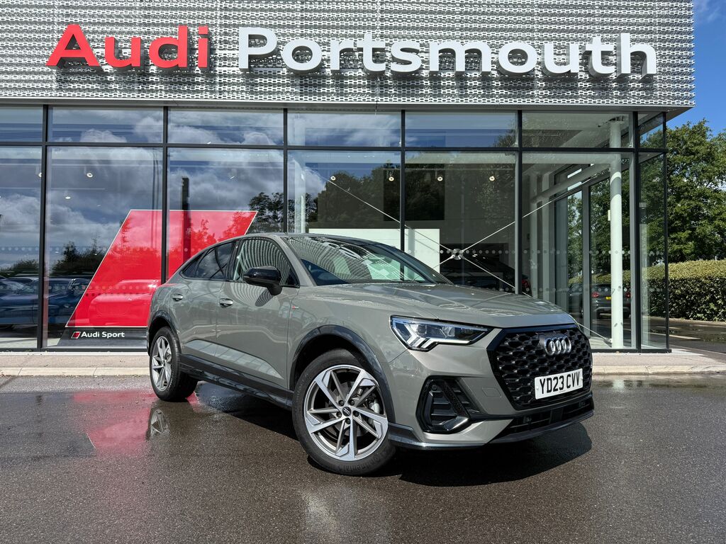 Audi Q3 Black Edition Black