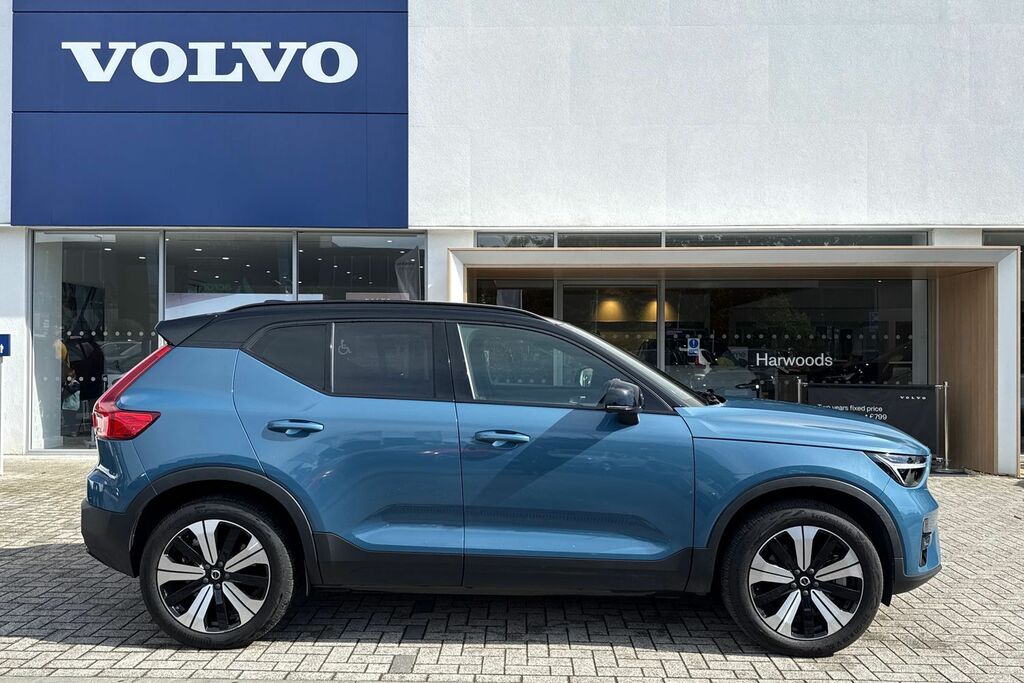 Volvo XC40 Twin Plus Blue