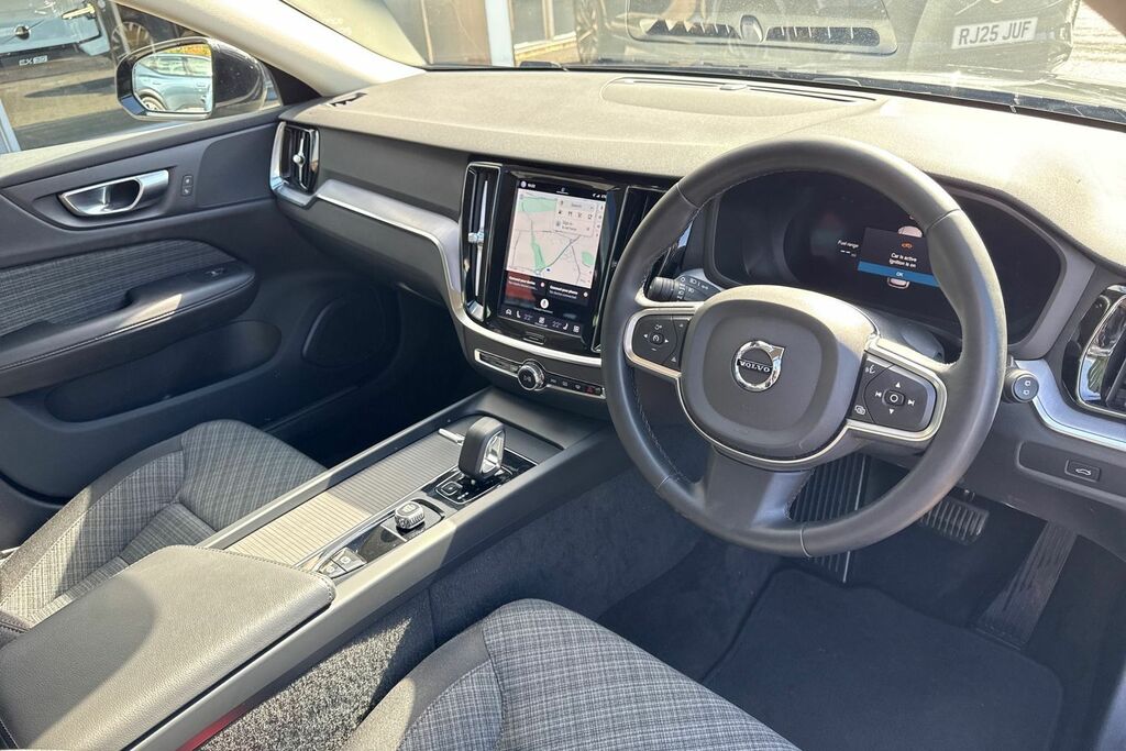 Volvo V60 Core Black #5