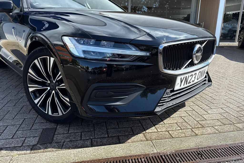 Volvo V60 Core Black #6