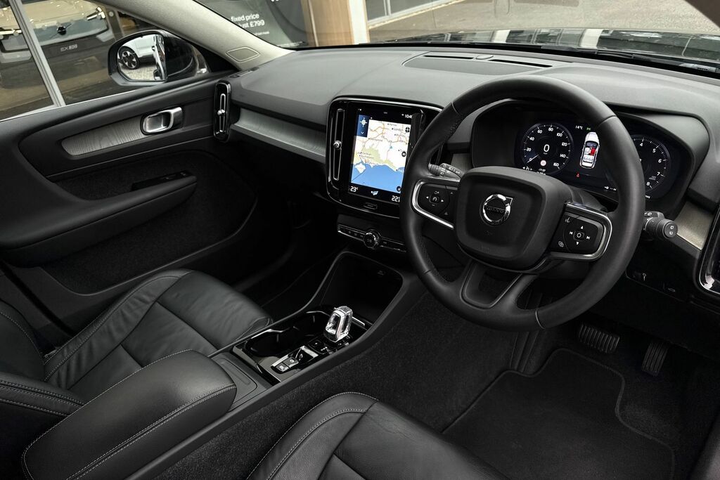 Volvo XC40 Inscription Black #5