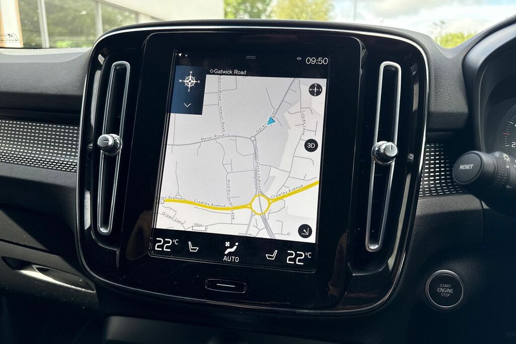 Volvo XC40 R Design Pro Black #5