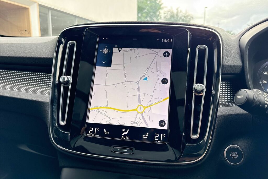 Volvo XC40 First Edition Black #5