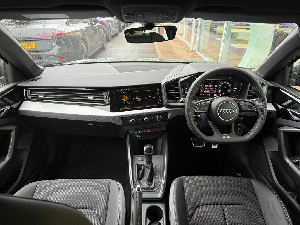 Audi A1 Black Edition Green #3