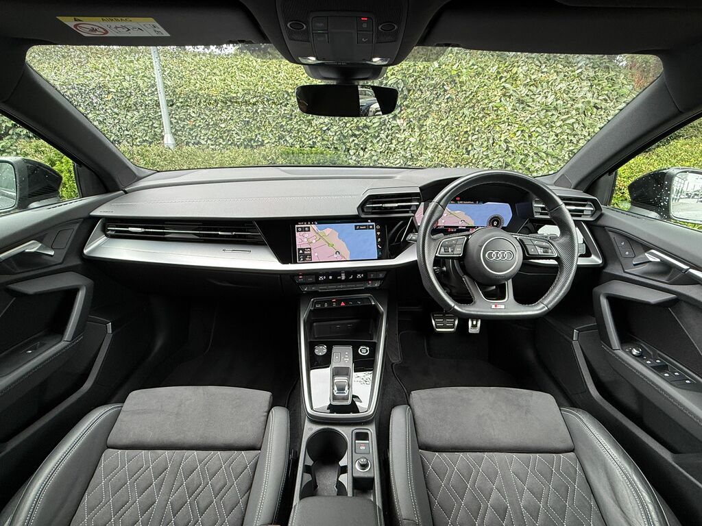 Audi A3 Edition 1 KE23FVN Black #4
