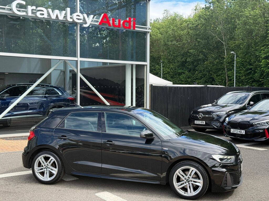 Audi A1 S Line GU71ZJK Black #2