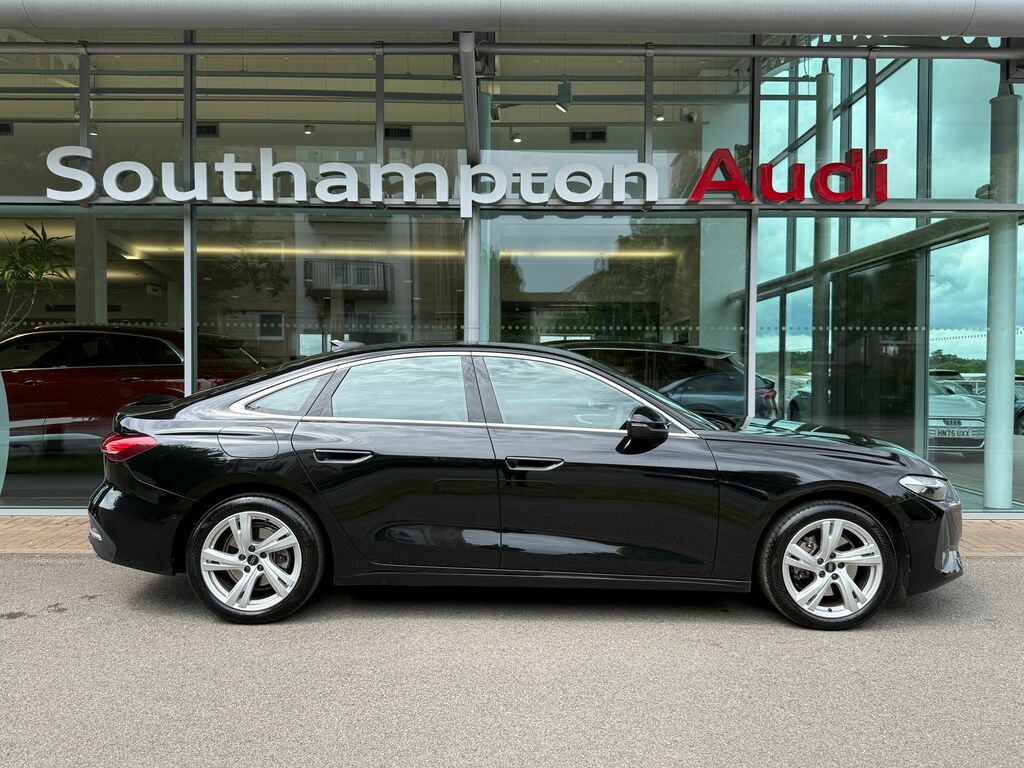Audi A5 Sport Black #2