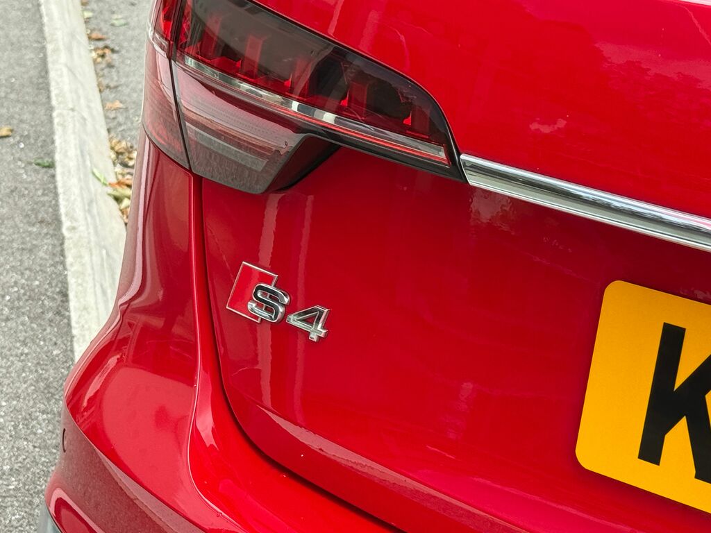 Audi A4 Tfsi S Line Black #23