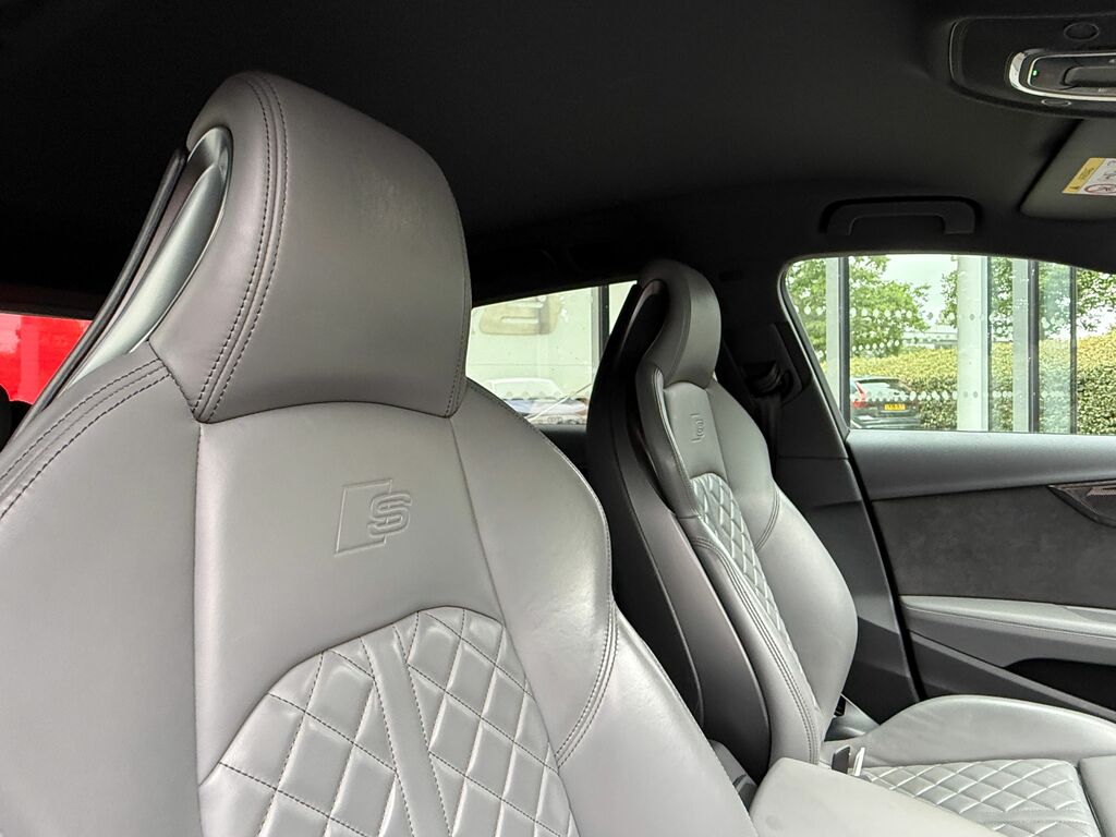 Audi A4 Tfsi S Line Black #27