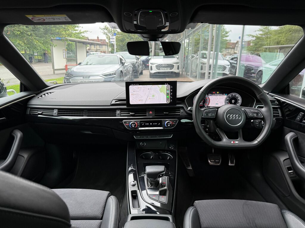 Audi A5 Black Edition Green #3