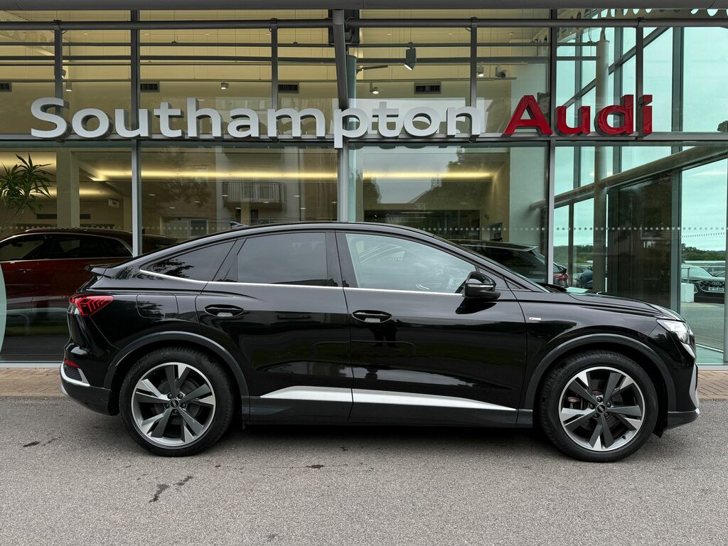 Audi Q4 E Tron S Line NL23LPJ Black #2