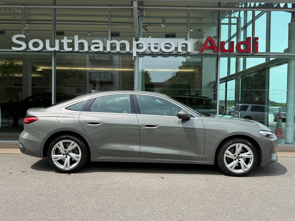 Audi A5 Sport Black #2