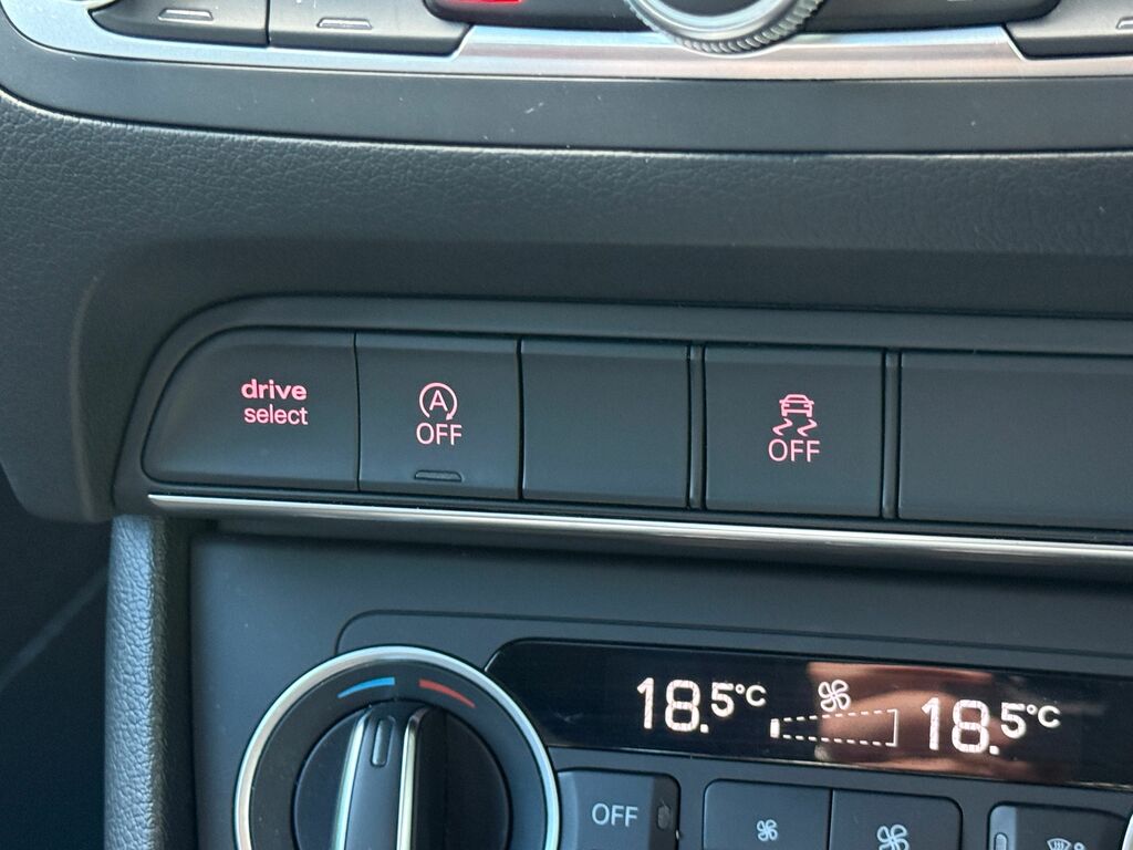 Audi Q3 2.0L Tdi Quattro Se 181 Bhp Grey #23