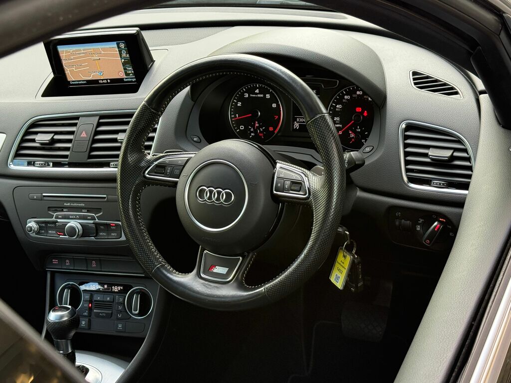 Audi Q3 2.0L Tdi Quattro Se 181 Bhp Grey #31