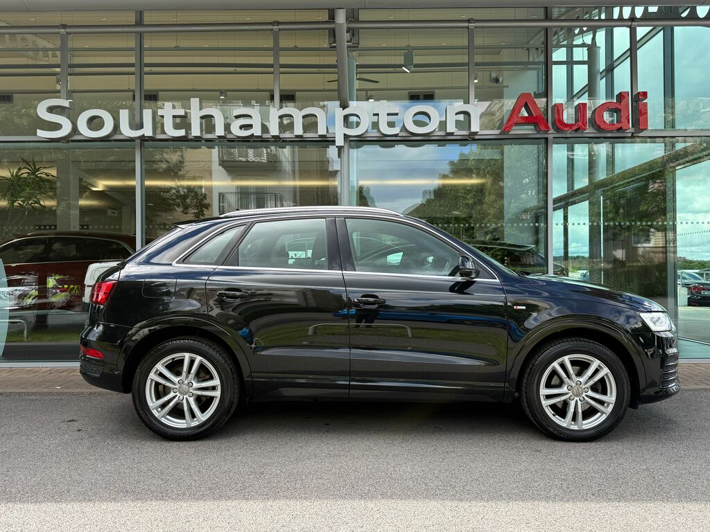 Audi Q3 S Line Navigation Black #2
