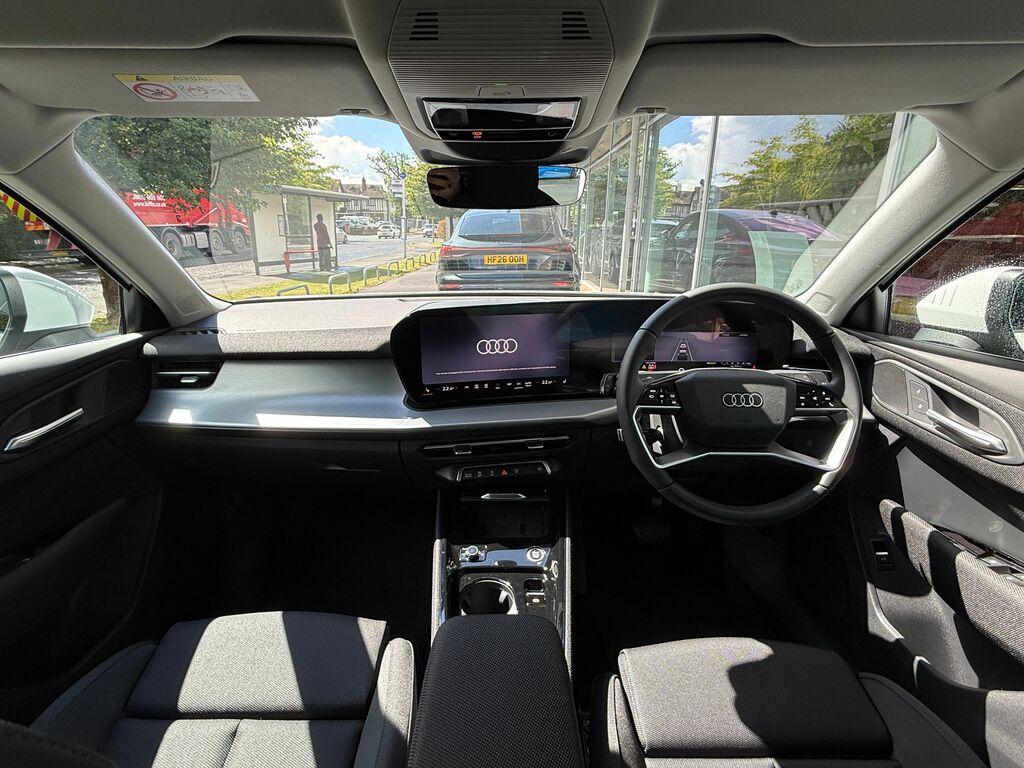 Audi Q3 Sport Black #3