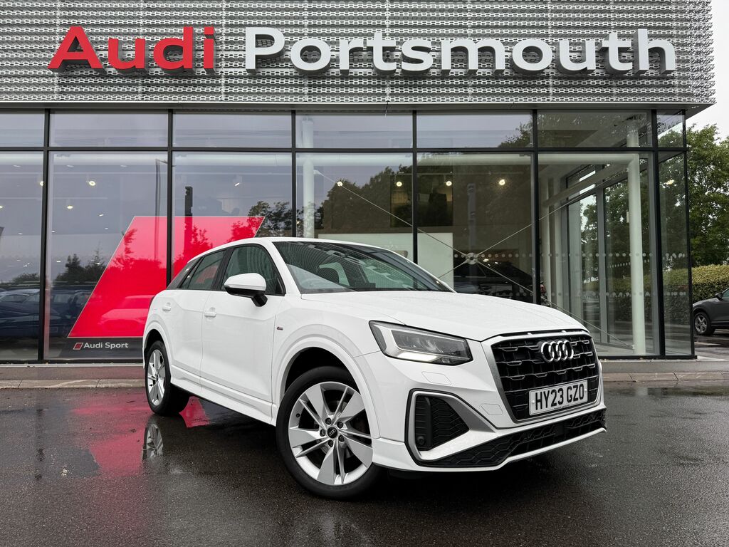 Audi Q2 S Line HY23GZO Black