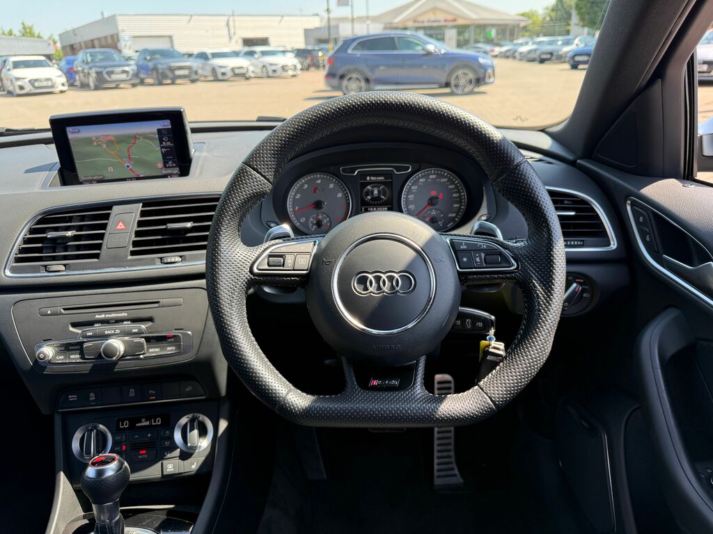 Audi RS Q3 Petrol Black #6