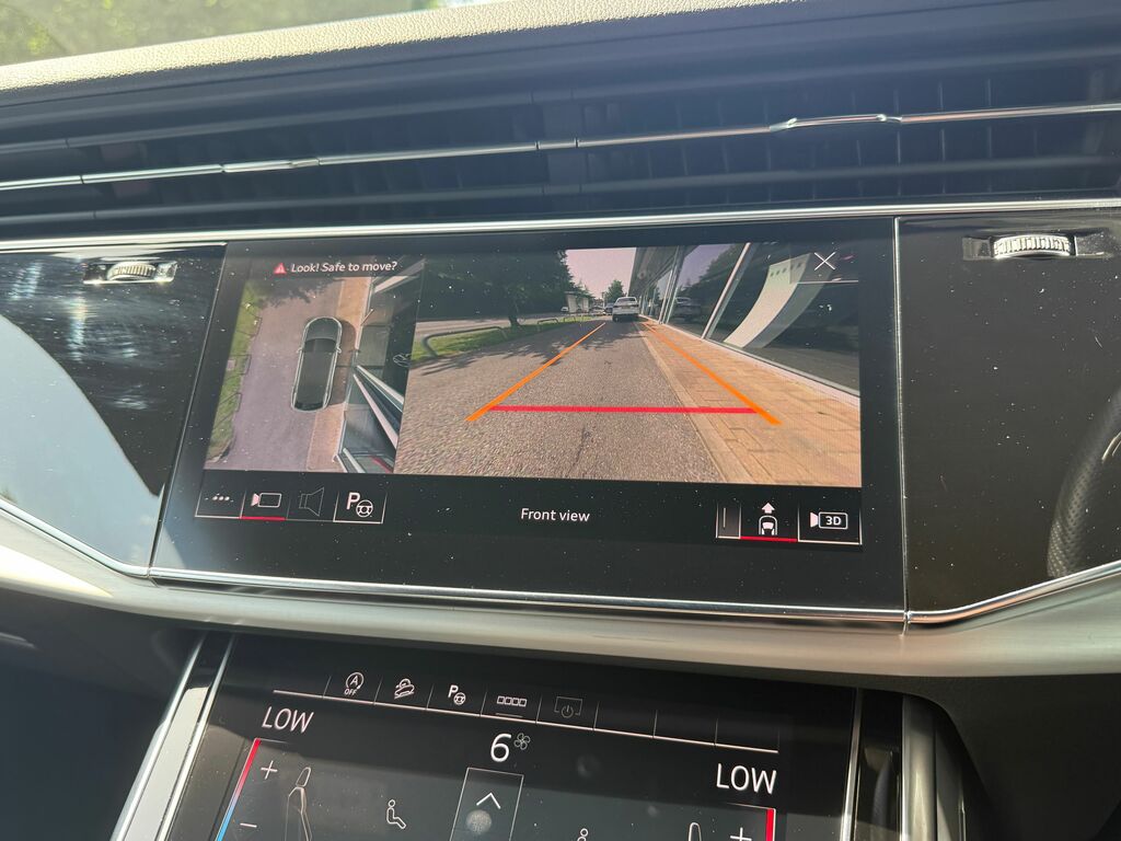 Audi Q8 S Line Black #5