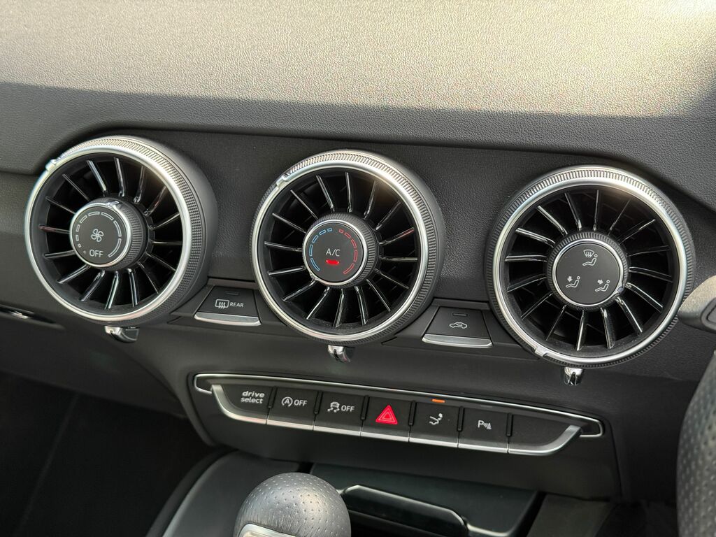 Audi TT Tt S Line Black Edition 40 Tfsi S-a Black #9