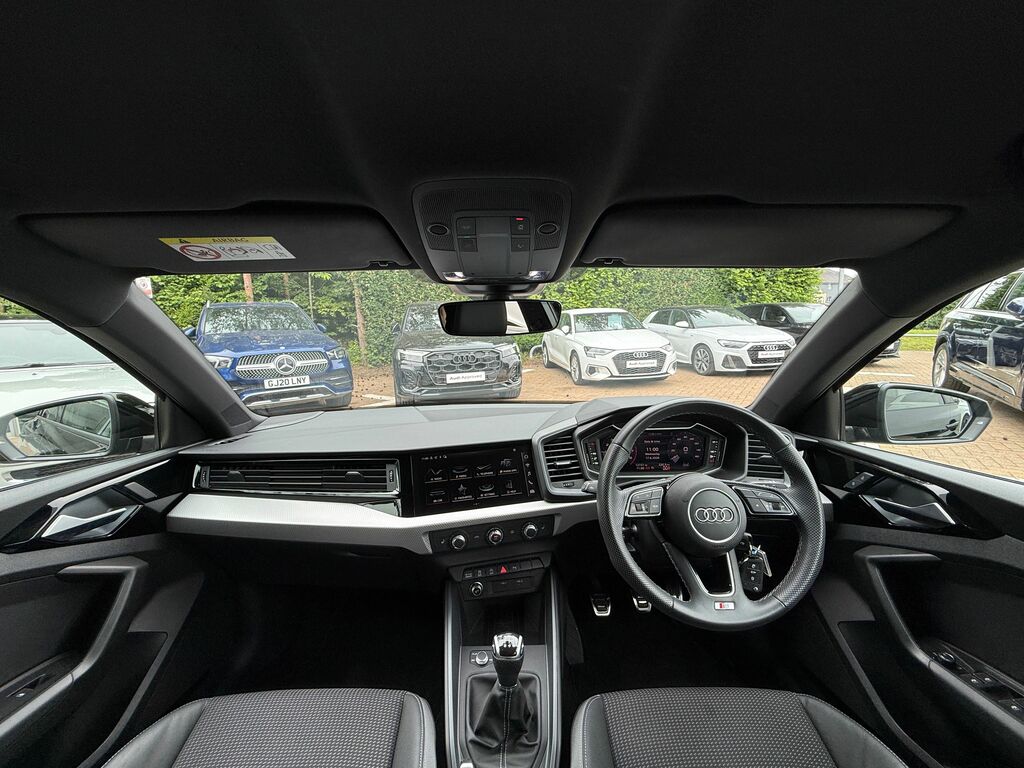 Audi A1 S Line GV23YRA Black #3