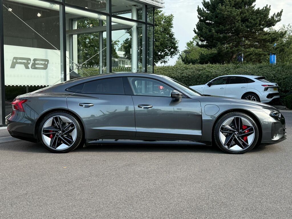 Audi Rs E-Tron Gt Carbon Vorsprung Black