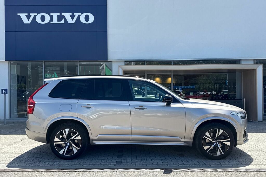 Volvo XC90 Plus Black #2