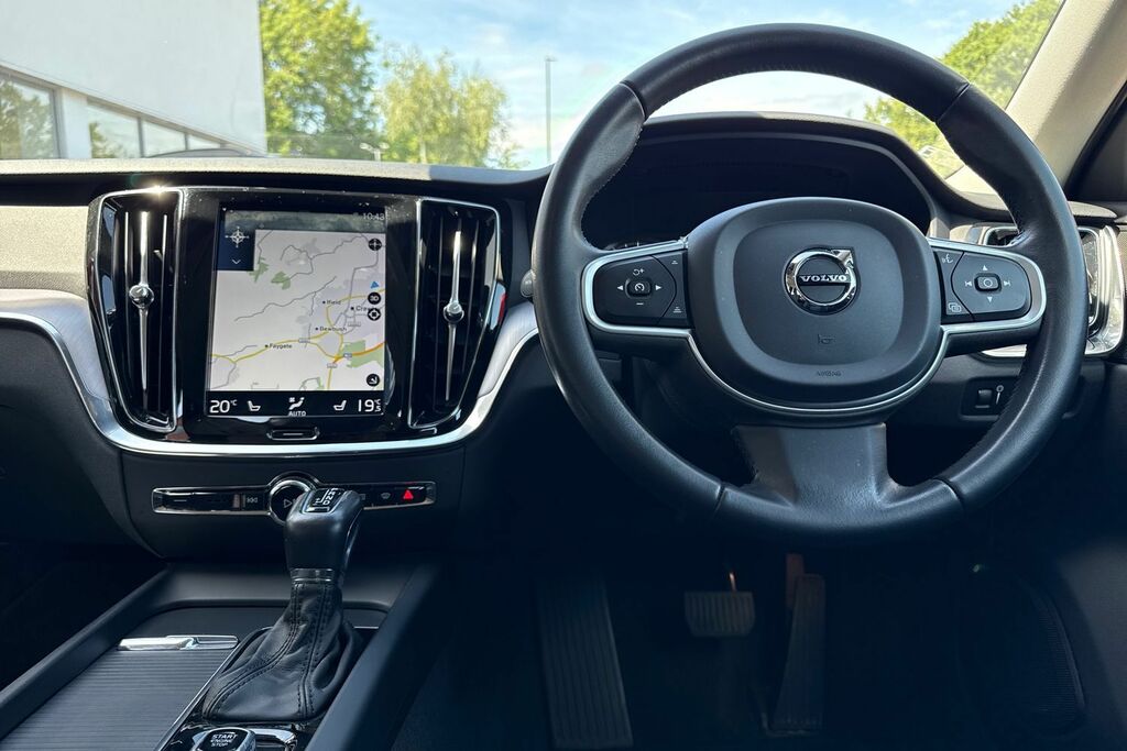 Volvo V60 D4 Momentum Plus Seven Seat Pack, Xeniu Blue #34