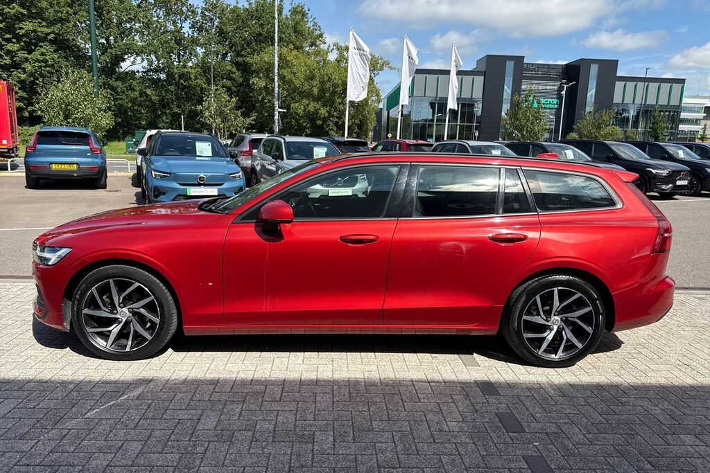Volvo V60 D4 Momentum Plus Seven Seat Pack, Xeniu Blue #11