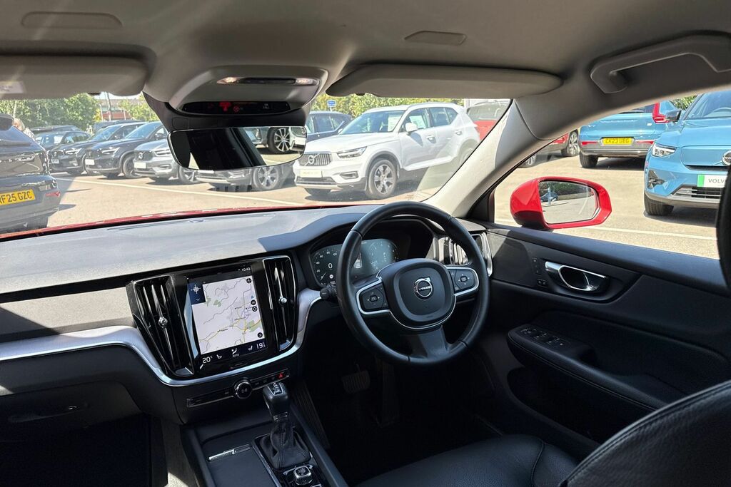 Volvo V60 D4 Momentum Plus Seven Seat Pack, Xeniu Blue #33
