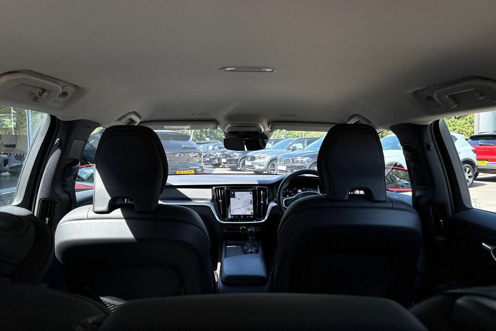 Volvo V60 D4 Momentum Plus Seven Seat Pack, Xeniu Blue #22