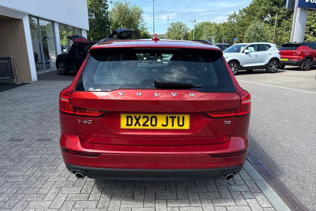 Volvo V60 D4 Momentum Plus Seven Seat Pack, Xeniu Blue #9
