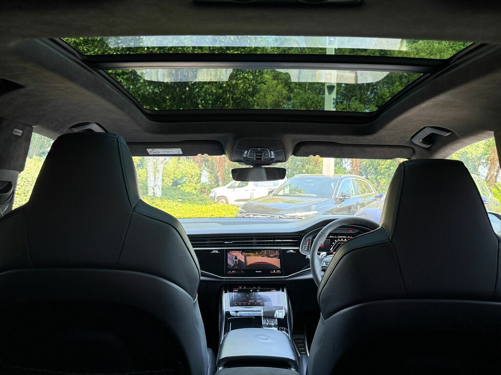 Audi RSQ8 Suv Black #53