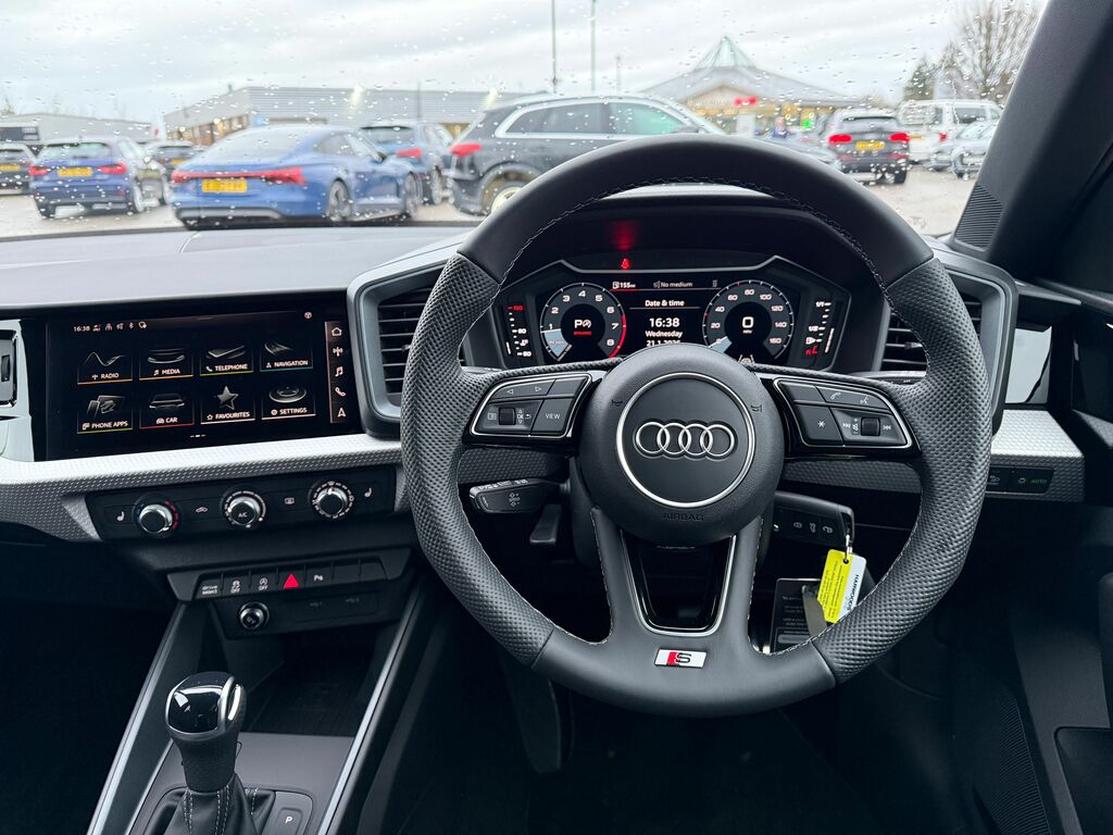 Audi A1 S Line Black #6